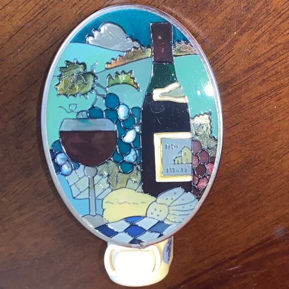 Joan Baker Designs Hand Painted Wine & Cheese Stained Glass Nightlight Grapes - Picture 3 of 11